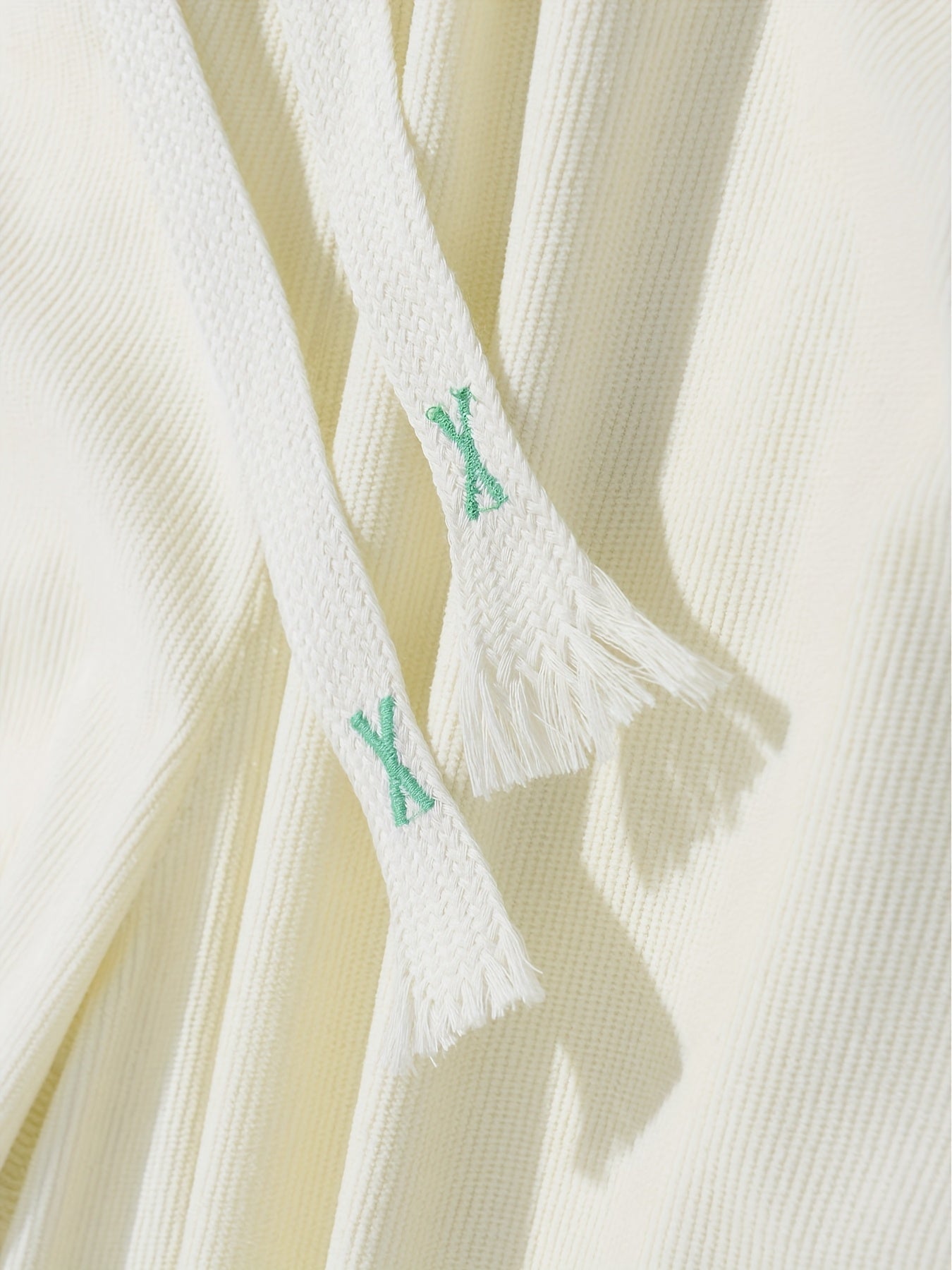 Gengyuanshi Men's Sports Shorts - Premium Fleece Elastic Drawstring Casual Pants, Breathable and Stretchy, Soft and Gentle on Light Beige, Suitable for Running, Cycling, Five-Point Shorts