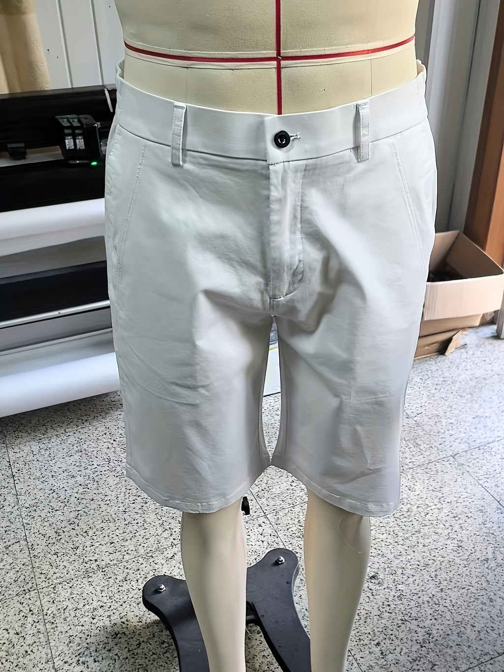 Men's Lightweight Golf Shorts with Elastic Waistband, UV Protection, and Multiple Pockets - Breathable Cotton-Spandex Blend for Casual, Outdoor, and Golf Activities - Solid Mint Green