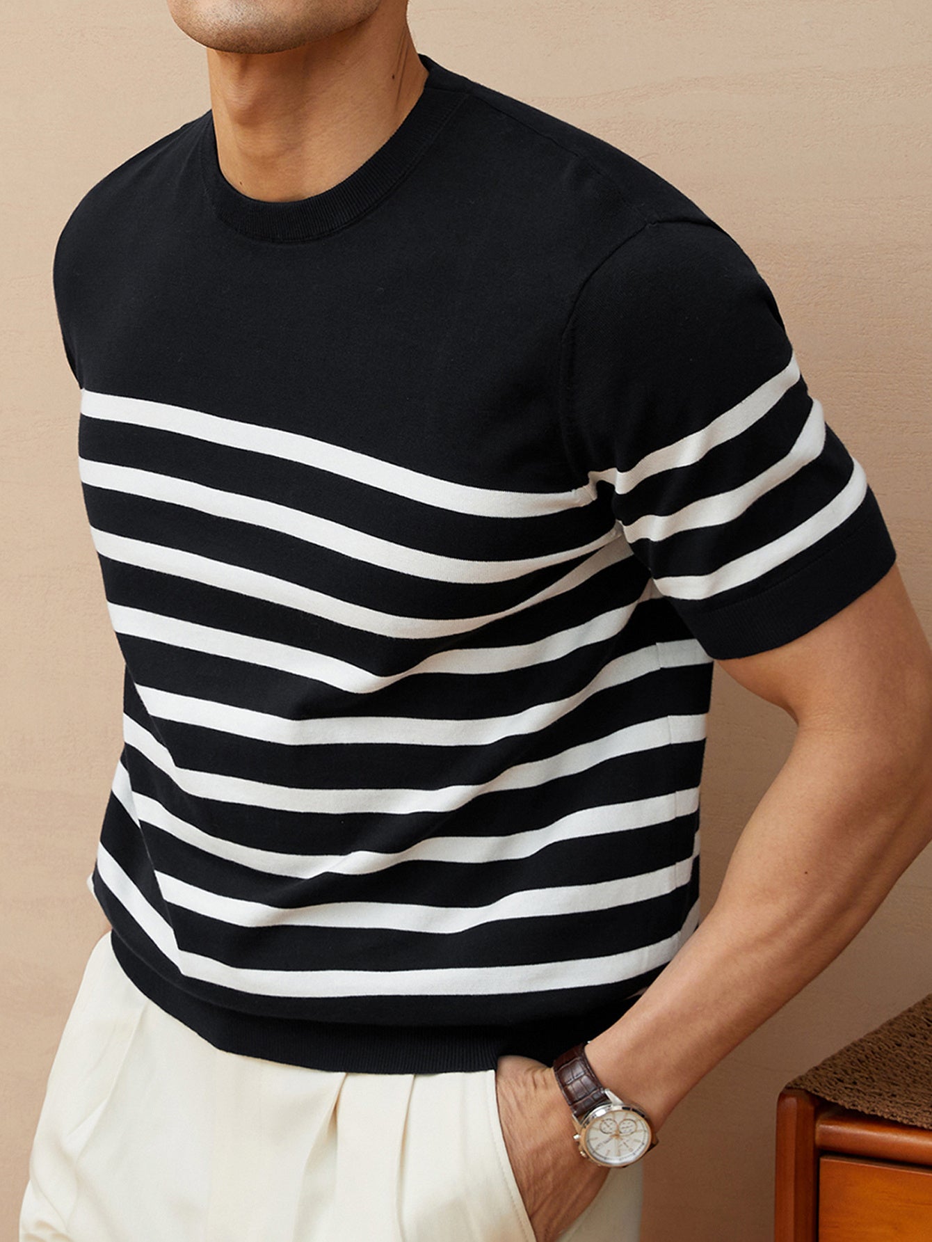 Pull Rétro à Rayures pour Homme - Noir et Blanc, Col Rond Coupe Standard, Confort Moyen Élasticité, Lavage à la Main Uniquement, Vêtement de Style Nautique, Texture Douce