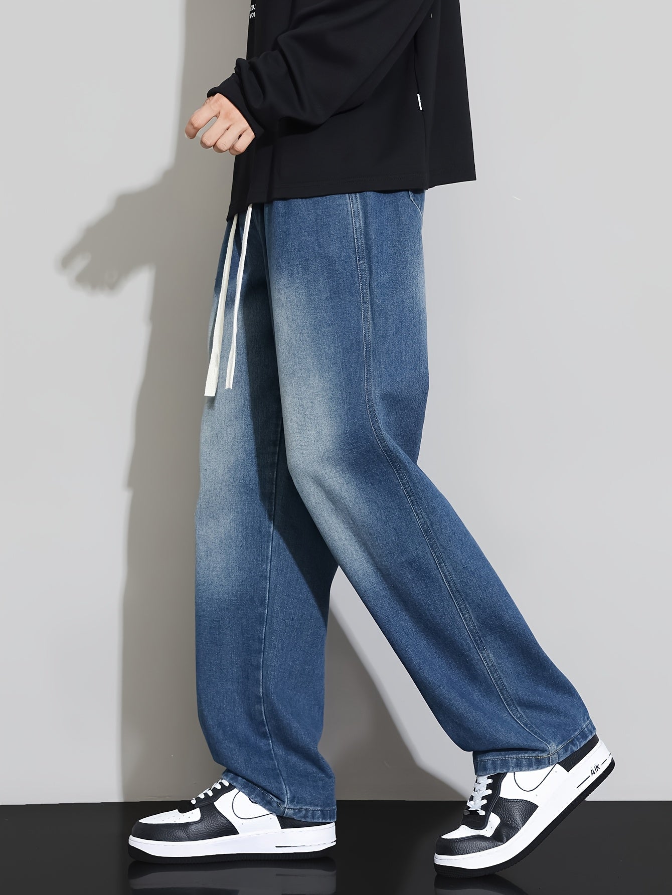Men's Relaxed Fit Straight-Leg Jeans with Elastic Waistband - Casual & Trendy Denim Pants for All Seasons, Black Cotton Blend, Adjustable Drawstrings, Loose Fit for Casual Attire